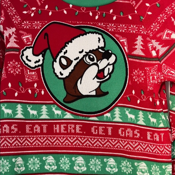 Buc-ee's Festive Red and Green Crewneck Sweater - Picture 2 of 3